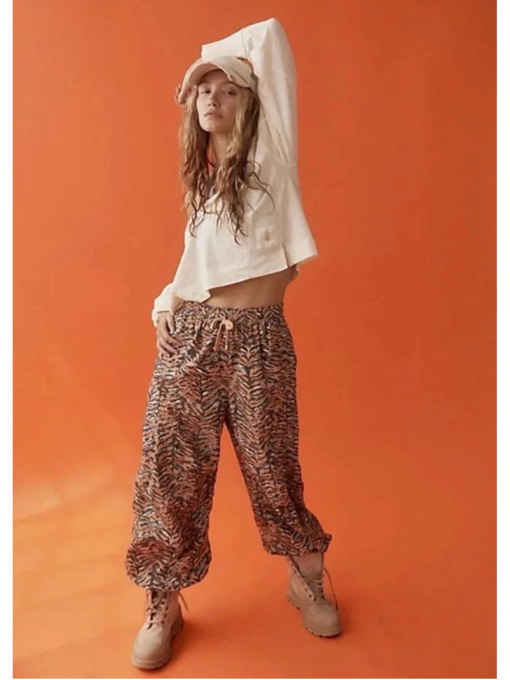 Women's Free People Joggers Size S Orange Black Tiger Print Pants